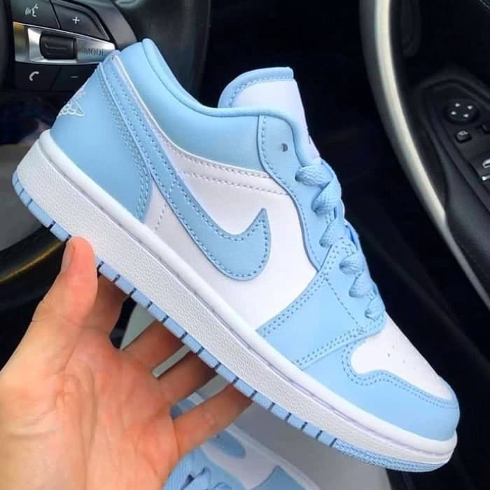 جردن وان لو Jordan 1 Low White Ice Blue — تصویر ۴
