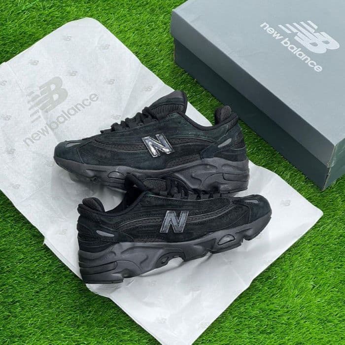 کتونی نیوبالانس 1000 مشکی New Balance1000 Black