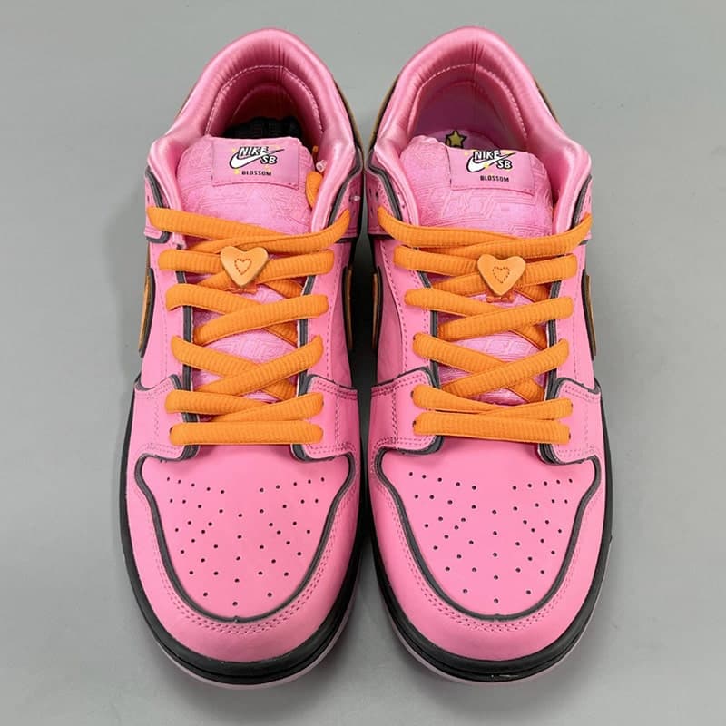 نایک اس بی دانک پینک دِ پاورپاف Nike SB Dunk Low The Powerpuff Girls Blossom — تصویر ۲