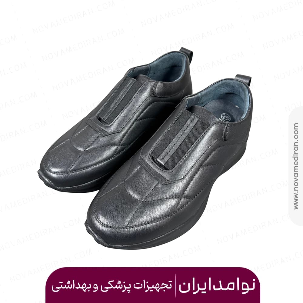 کفش طبی زنانه پاتکان طب کد ۵۵۹ مدل کشی چرم رنگ مشکی — تصویر ۴
