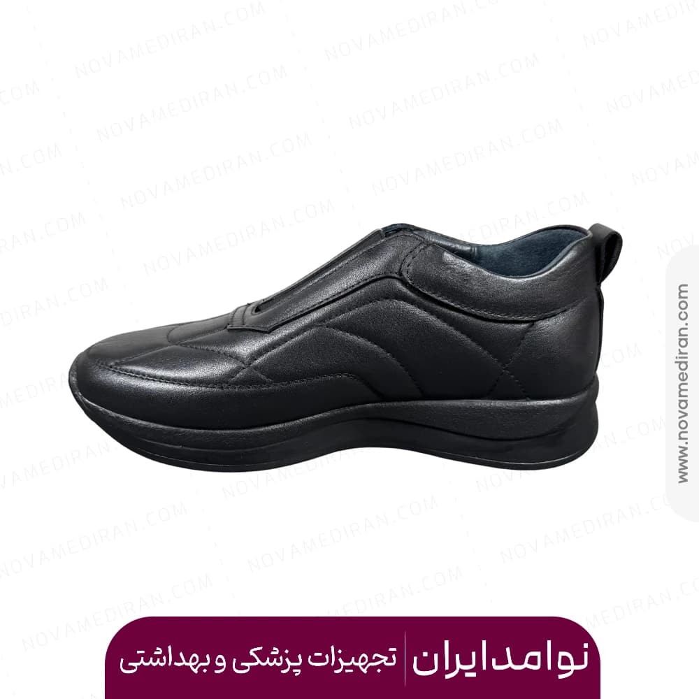 کفش طبی زنانه پاتکان طب کد ۵۵۹ مدل کشی چرم رنگ مشکی — تصویر ۲