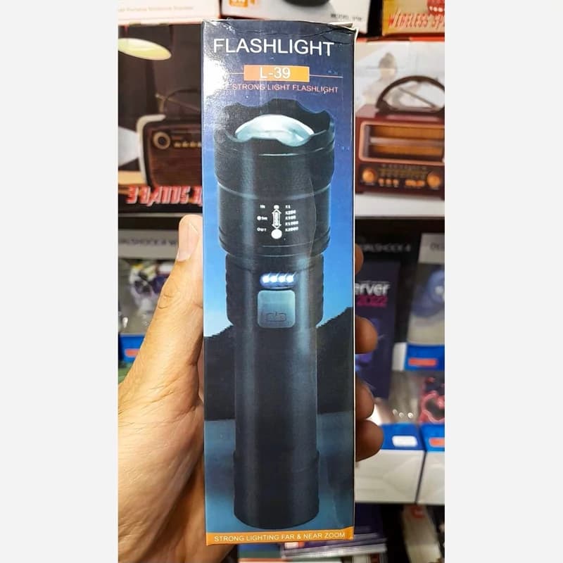 چراغ قوه شارژی L-39 — تصویر ۳