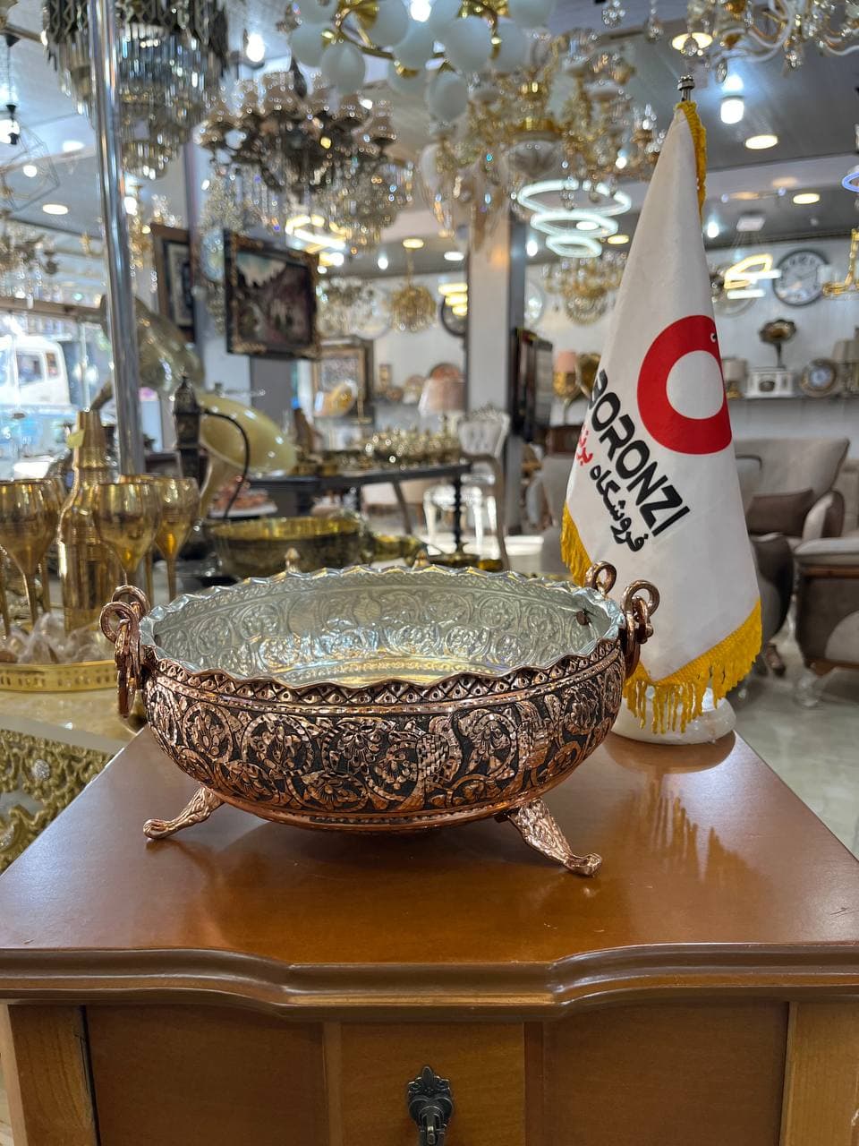 کاسه مسی سه پایه قلم و تراش