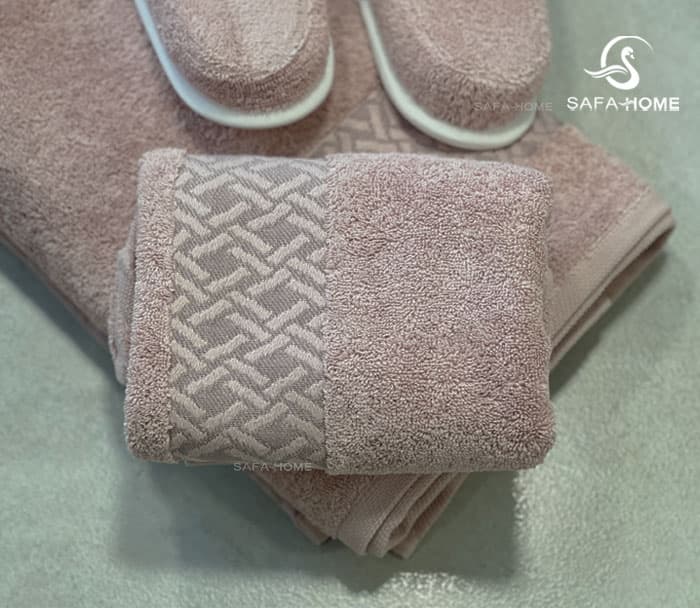 ست حوله عروس و داماد مدل جواهیر طوسی کالباسی — تصویر ۴
