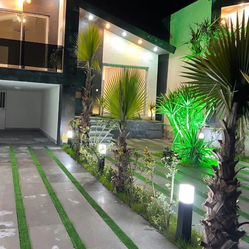 چراغ حیاطی مدرن دوستان 55 سانتی مدل روبیکا — تصویر ۴