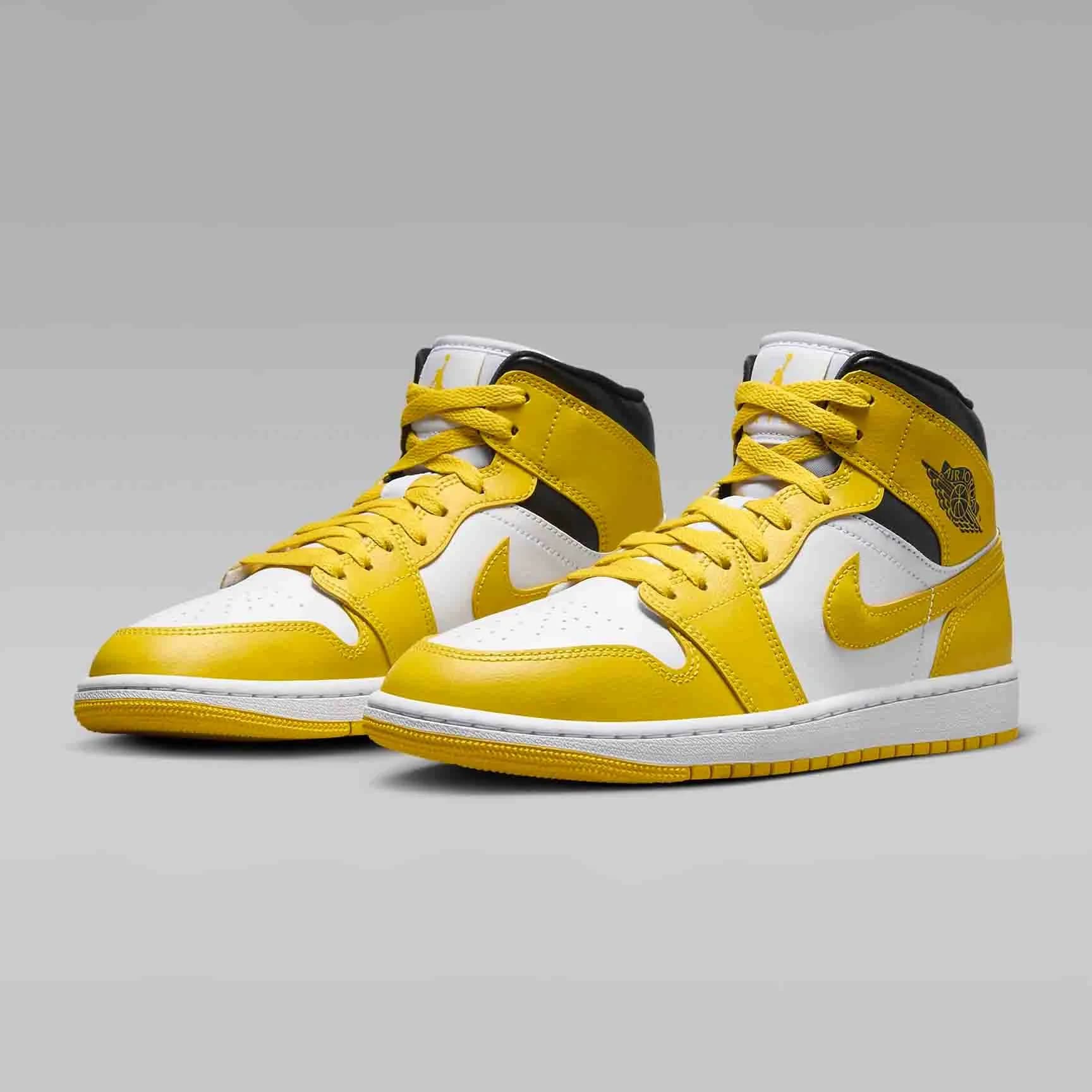 کتونی Nike مدل Jordan 1 mid – BQ6472-170 — تصویر ۳
