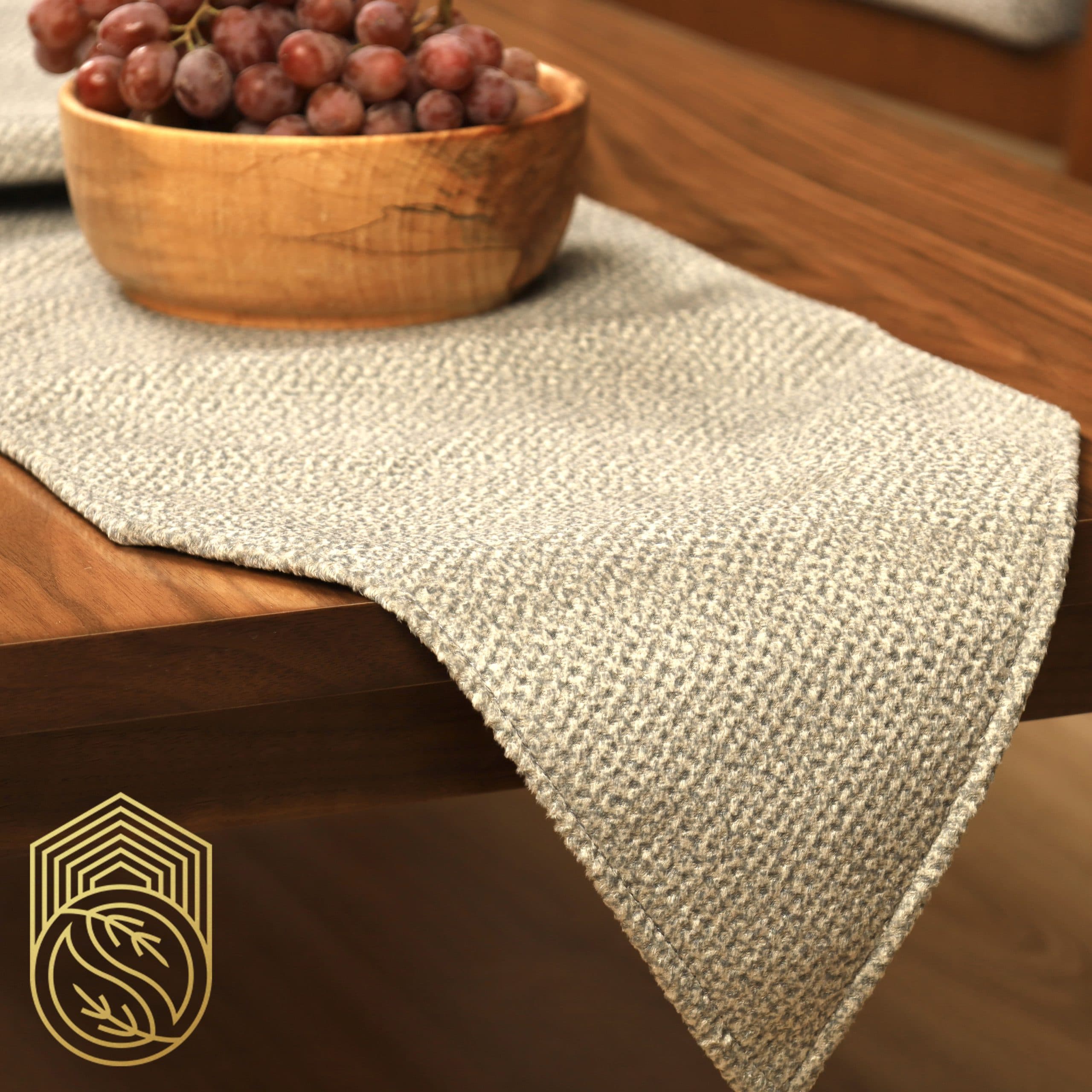 رانر رومیزی طوسی سفید تدی در سه سایز کد sh253