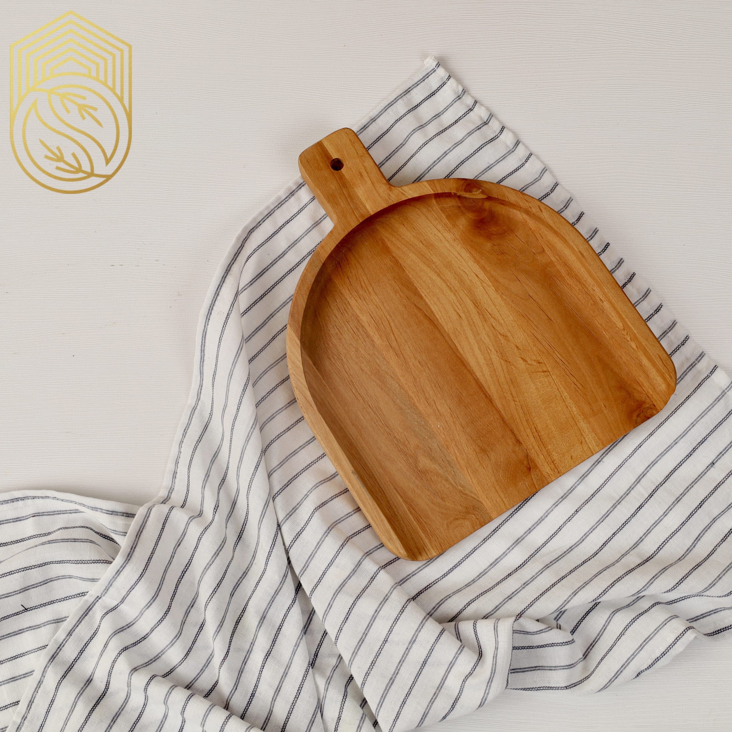 تخته سرو و پذیرایی فانتزی توخالی لبه دار sh5 — تصویر ۲