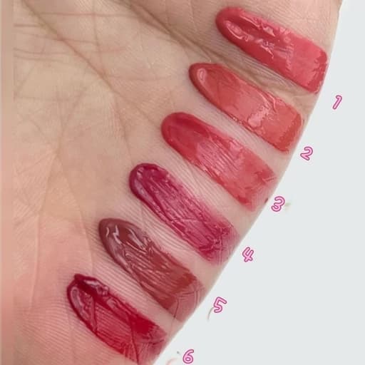 لیپگلاس خیس کره ای پاپیونی سنگی فانتزی کیوت پینترستی آبرسان و نرم کننده لبها رژ خیس خوشبو — تصویر ۲