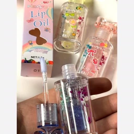 آبرسان لب برق لب بالم لب پاپیونی گلدار شاین فانتزی کیوت پینترستی نرم کننده بلها — تصویر ۴