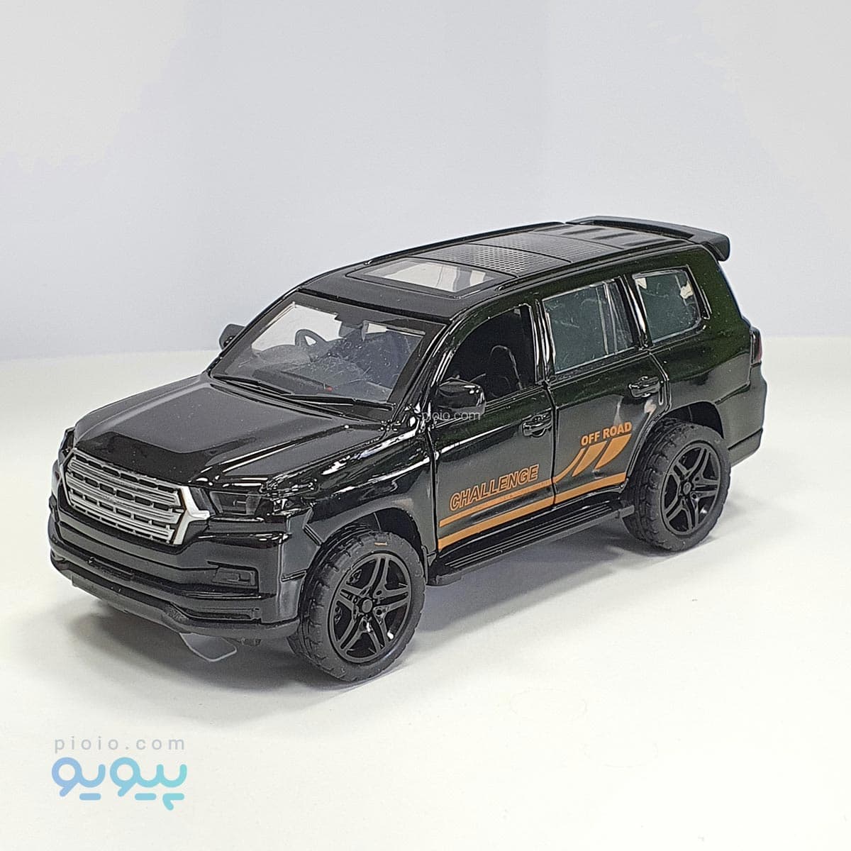 ماکت ماشین فلزی تویوتا لندکروز مقیاس 1:36 — تصویر ۲