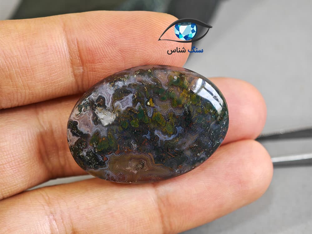 عقیق خزه ای سبز بیضی 14.3 گرم
