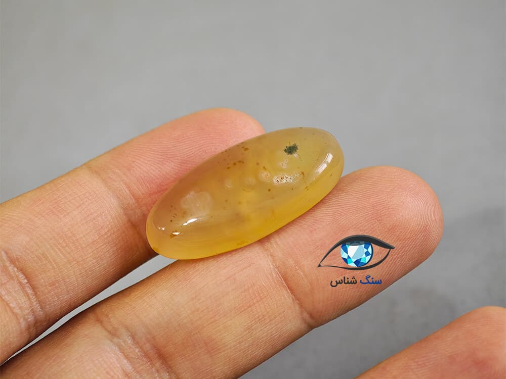 عقیق زرد اشکی درشت 4.3 گرم — تصویر ۴
