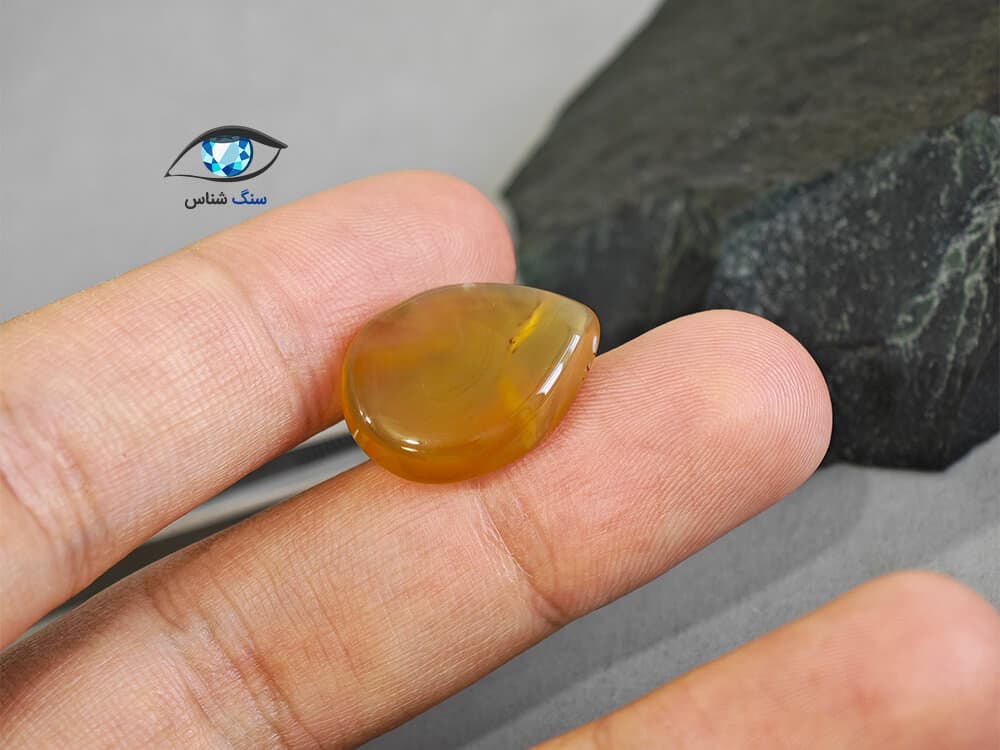نگین عقیق زرد طبیعی 2.2 گرم — تصویر ۲