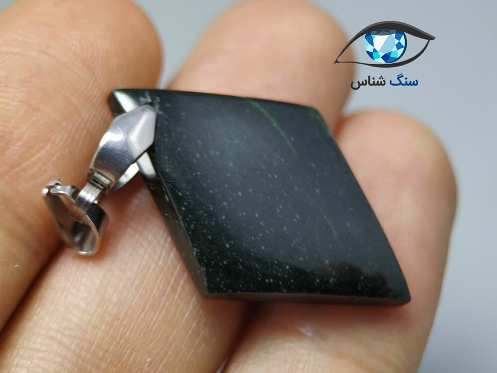 آویز یشم جیدیت سبز تیره 4.8 گرم — تصویر ۲