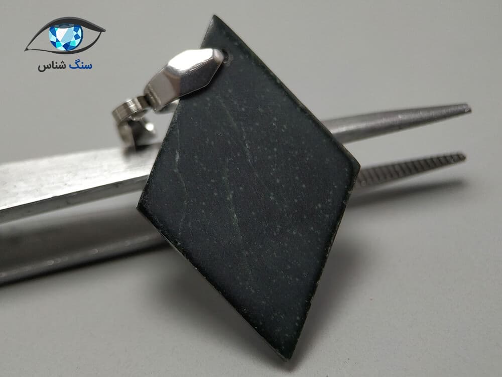 آویز یشم جیدیت سبز تیره 4.8 گرم — تصویر ۳