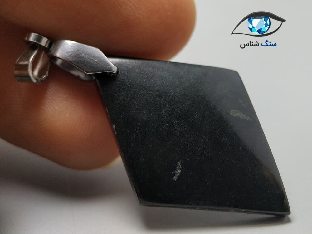 آویز یشم جیدیت لوزی 4.8 گرم — تصویر ۴