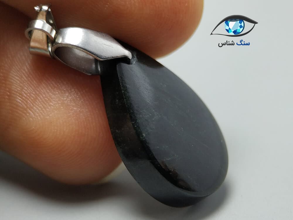 آویز یشم جیدیت تیره طبیعی 3.8 گرم