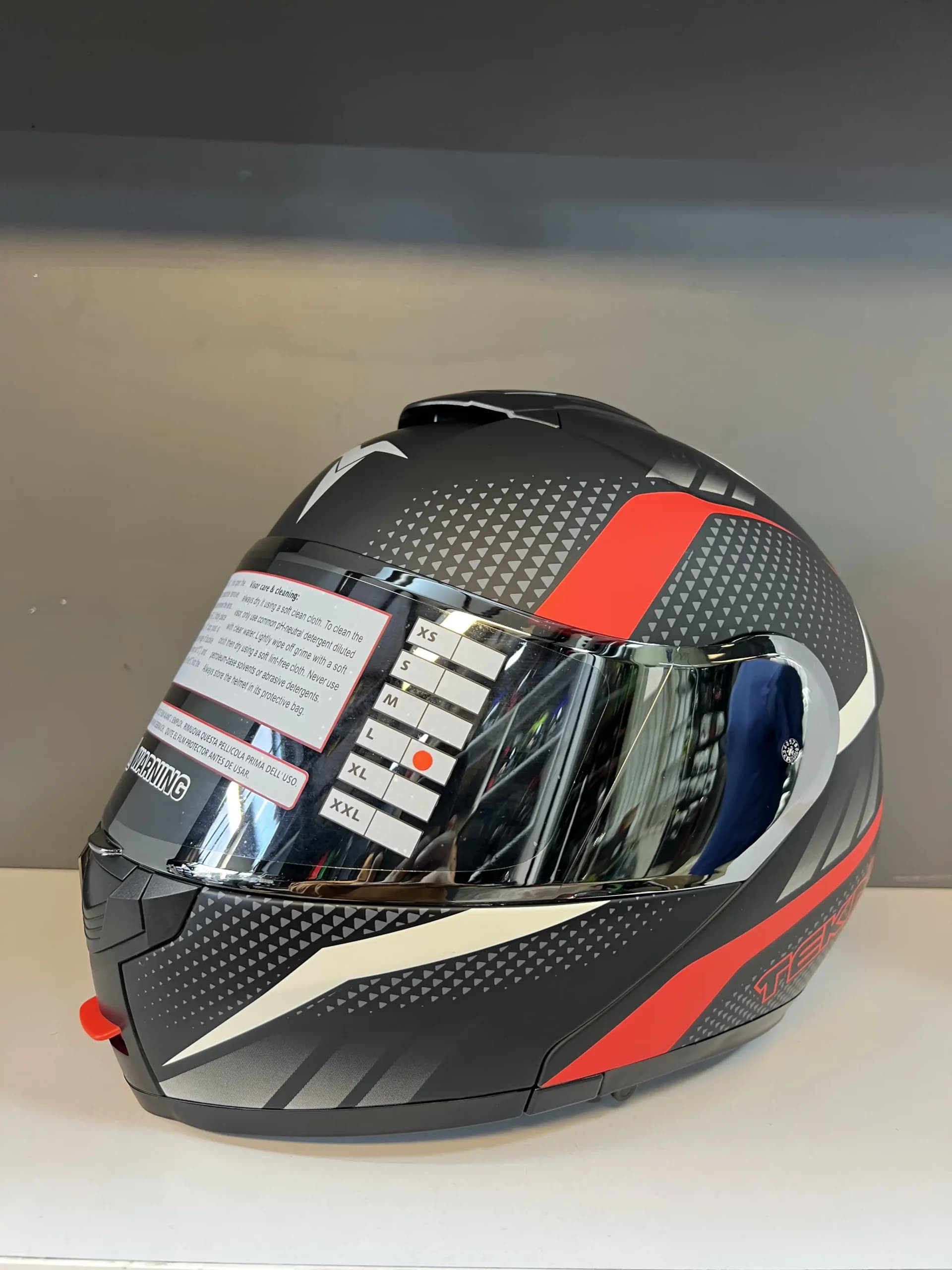کلاه فک متحرک Tekno – Red White — تصویر ۲