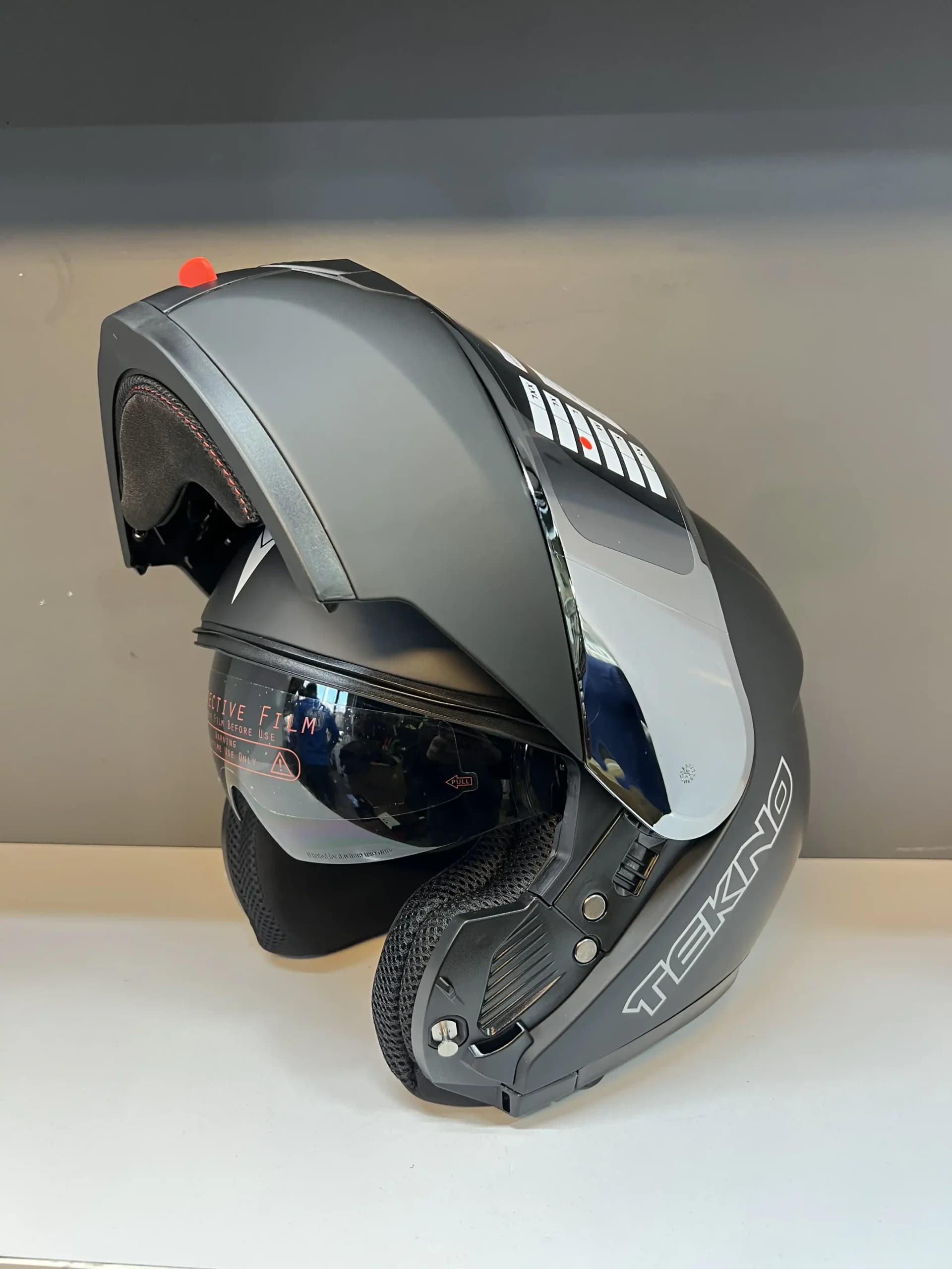 کلاه فک متحرک Tekno – Black — تصویر ۴