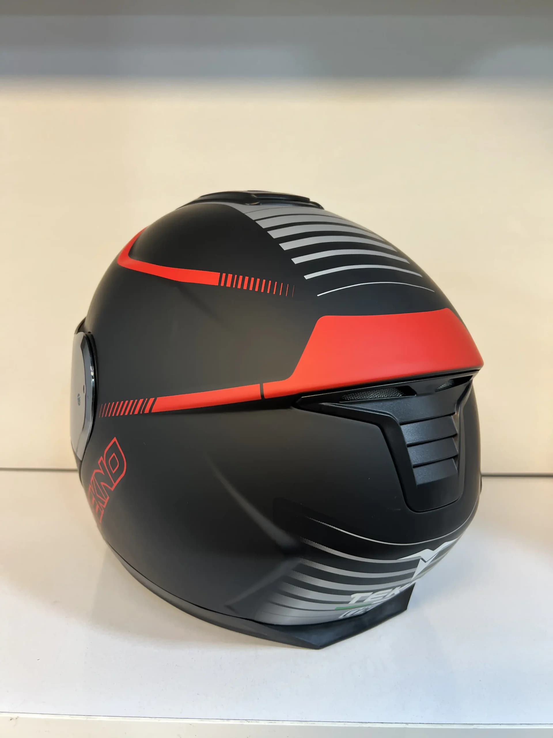 کلاه فک متحرک Tekno – Black red line — تصویر ۳