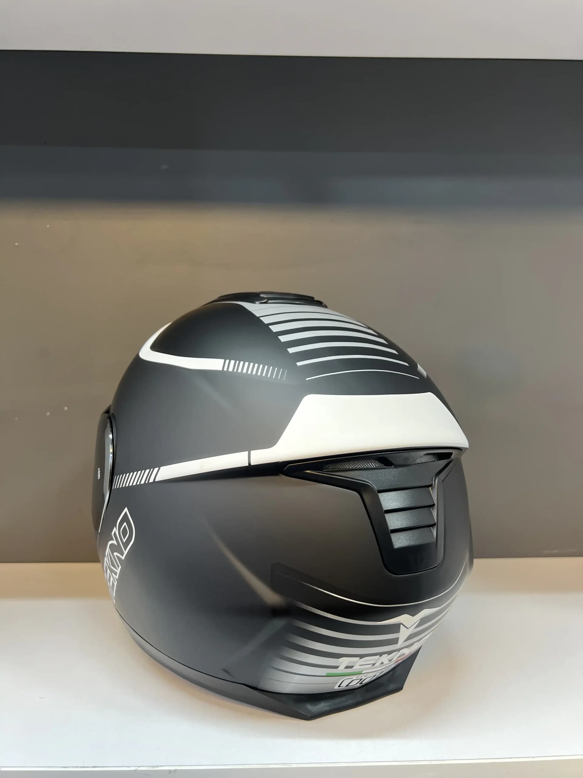 کلاه فک متحرک Tekno – Black Gray — تصویر ۳