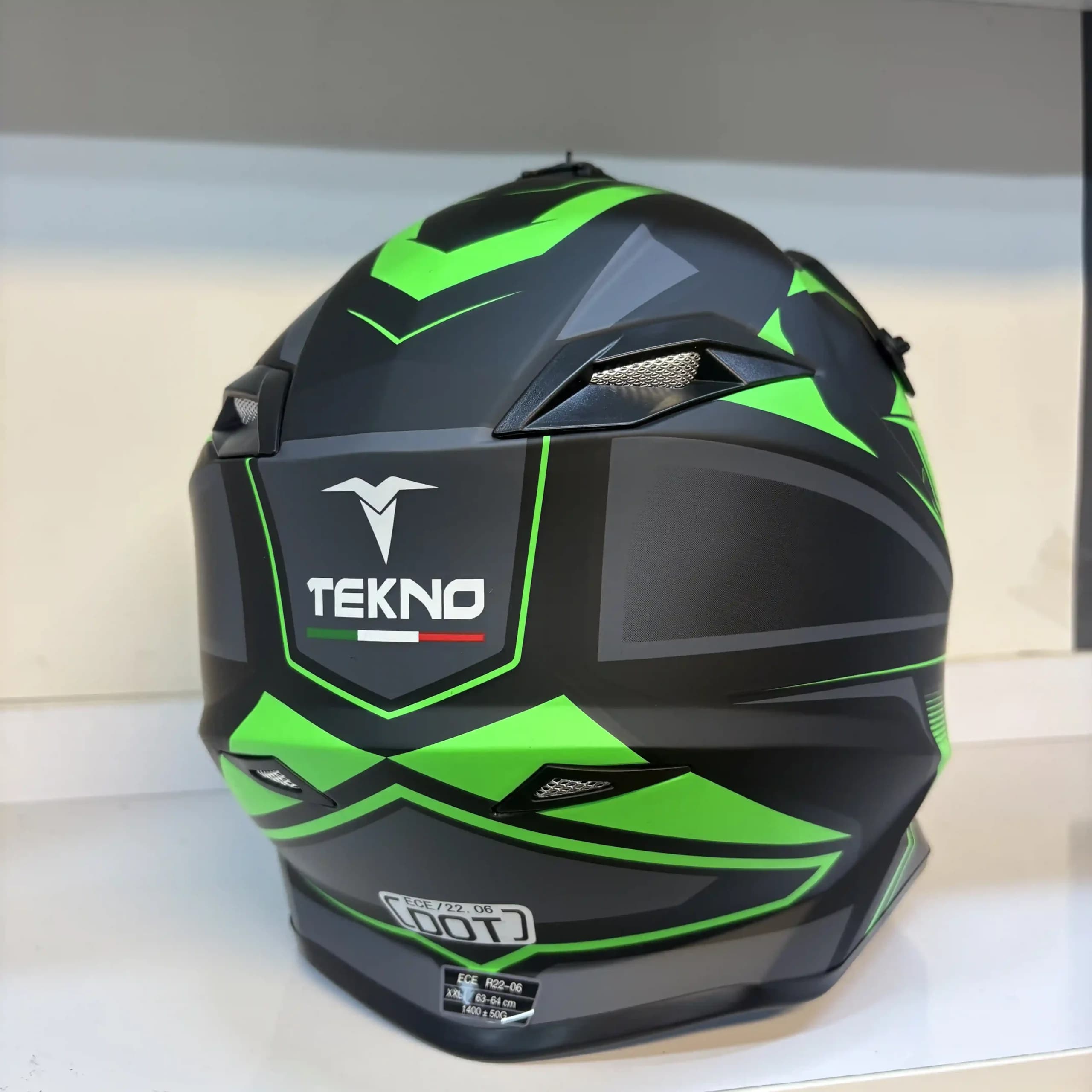 کلاه کراسی Tekno | ایمن، سبک و مناسب آفرود black green — تصویر ۴