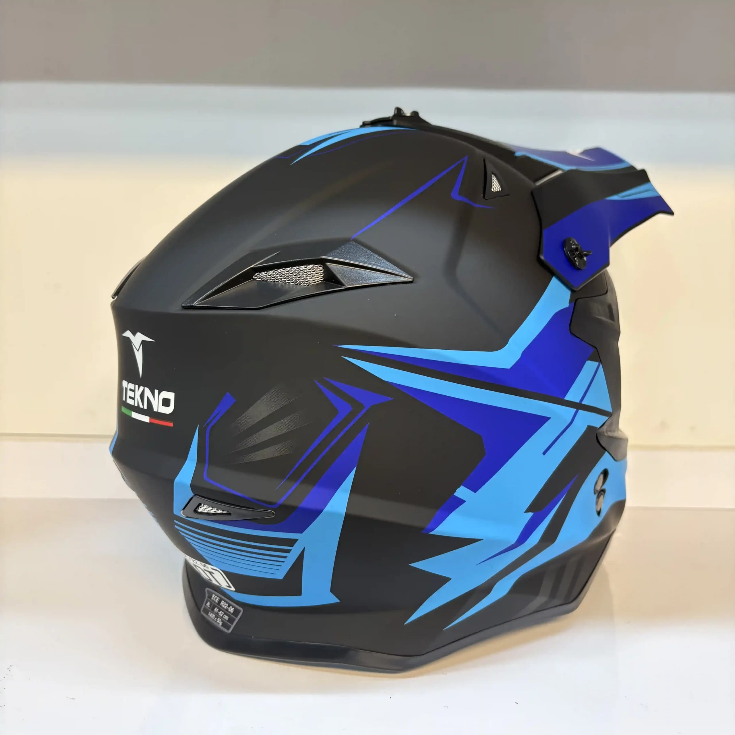 کلاه کراسی Tekno | ایمن، سبک و مناسب آفرود — تصویر ۴