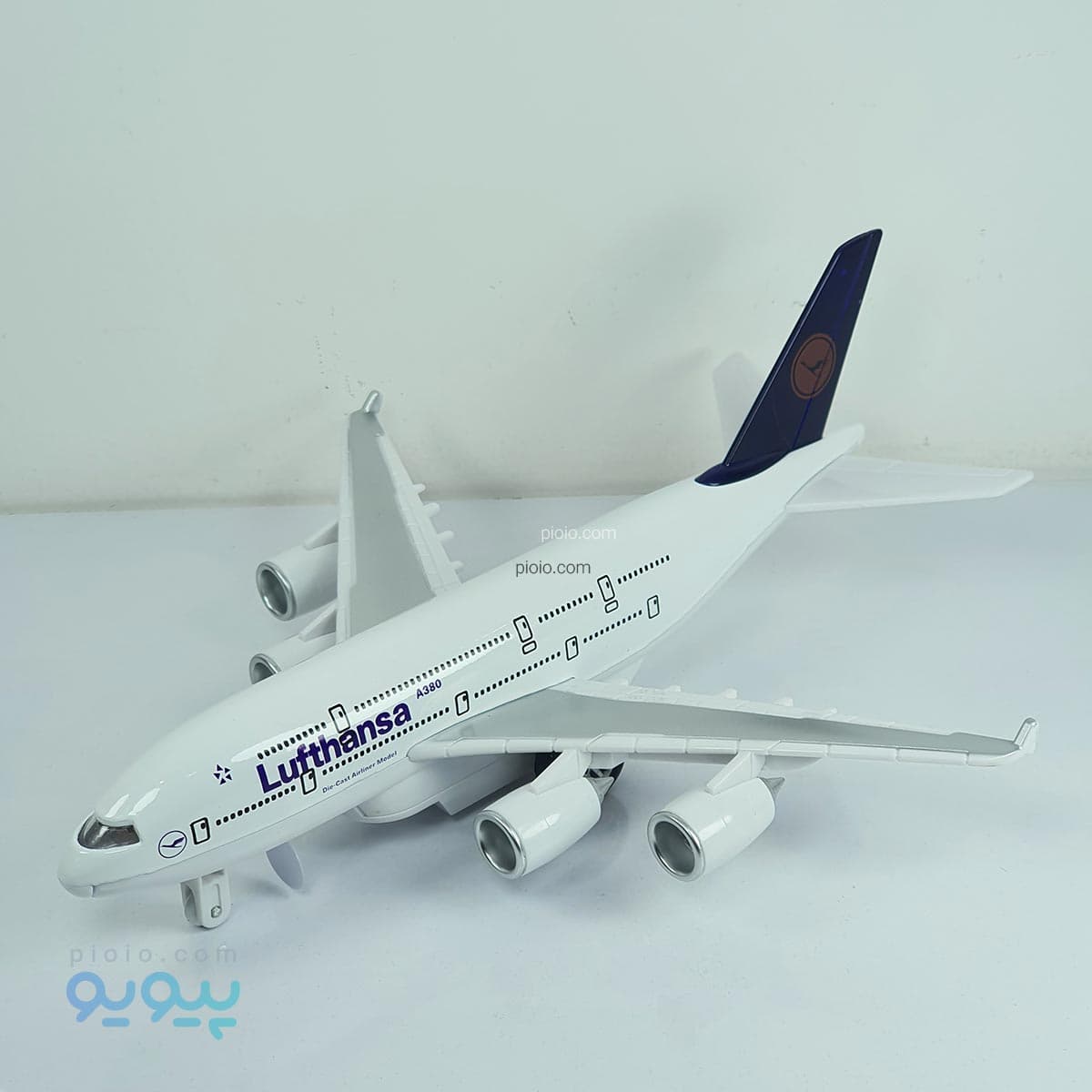 اسباب بازی هواپیما Lufthansa — تصویر ۳