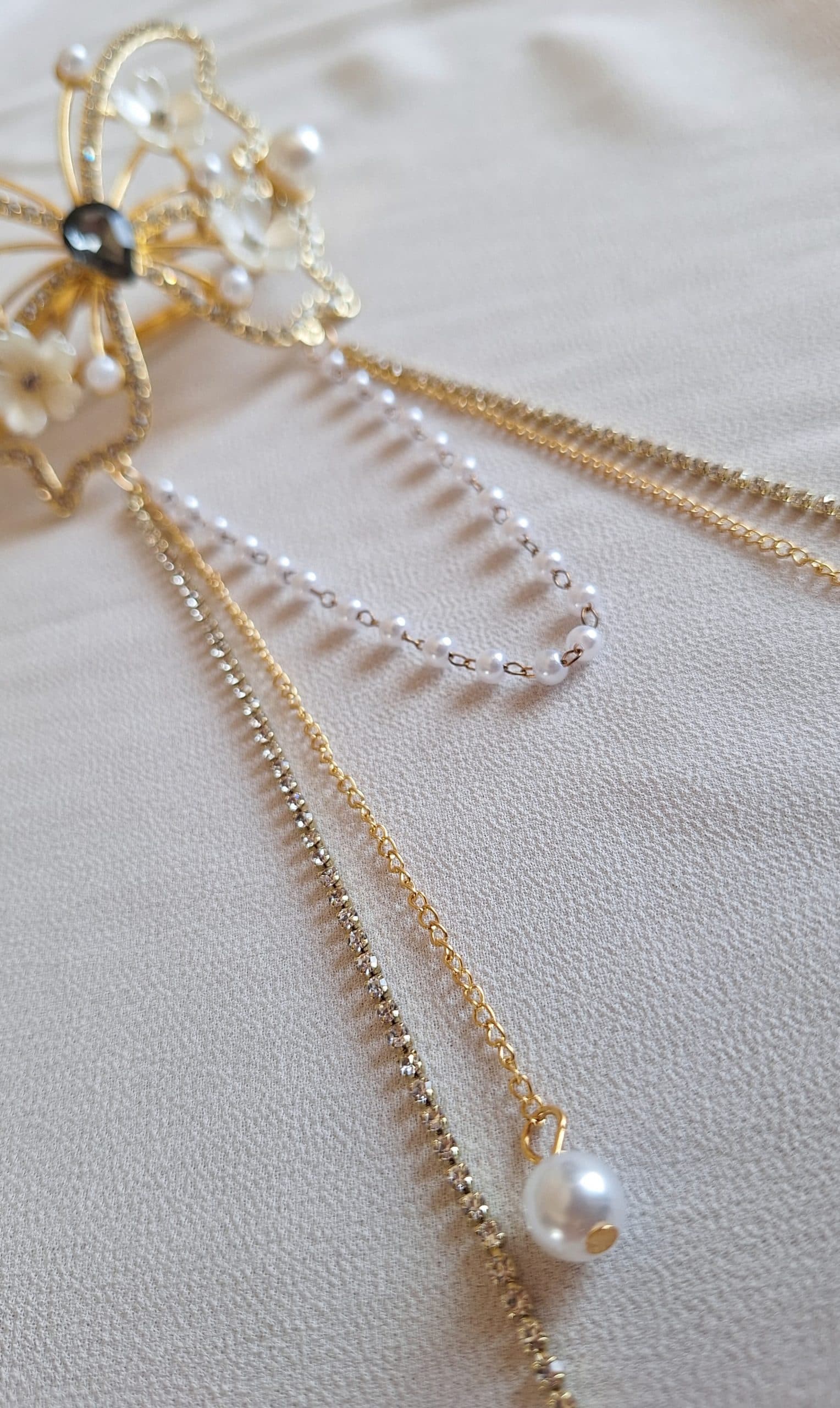 گیره مو پروانه ای مجلسی _ مدل چِفتی (آویزدار -رنگ ثابت) — تصویر ۵