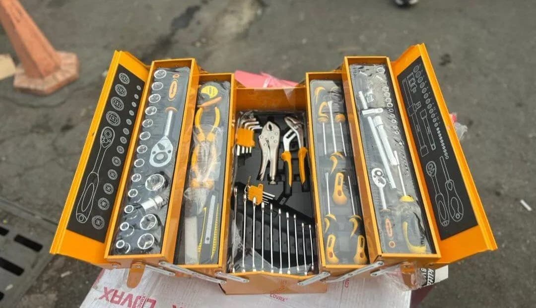 مجموعه ی جعبه بکس و ابزار ۸۵ عددی سه طبقه نیوپاور مدل85pc