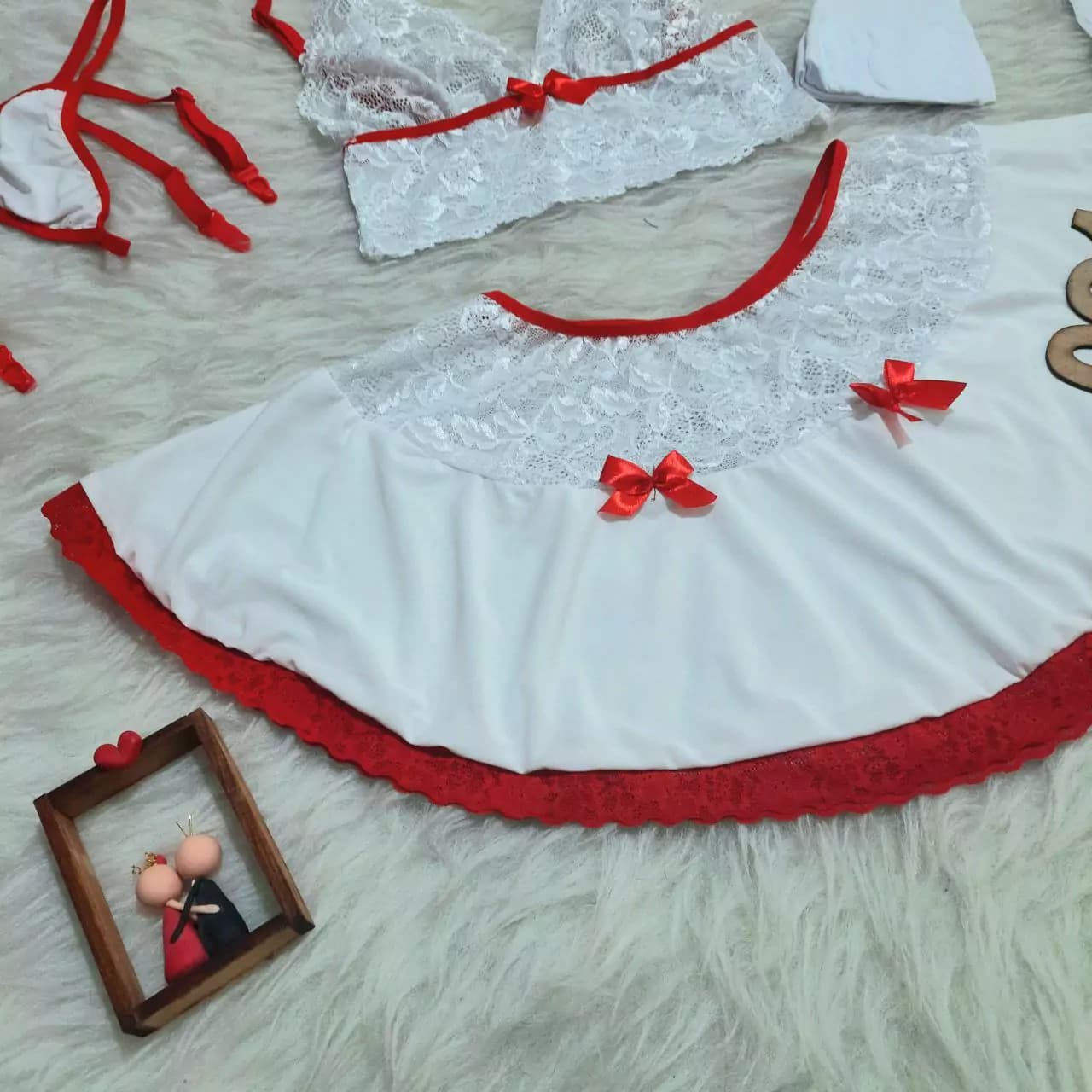 لباس خواب یا کاستوم پرستاری چهار تکه Valentine کد 061 — تصویر ۳