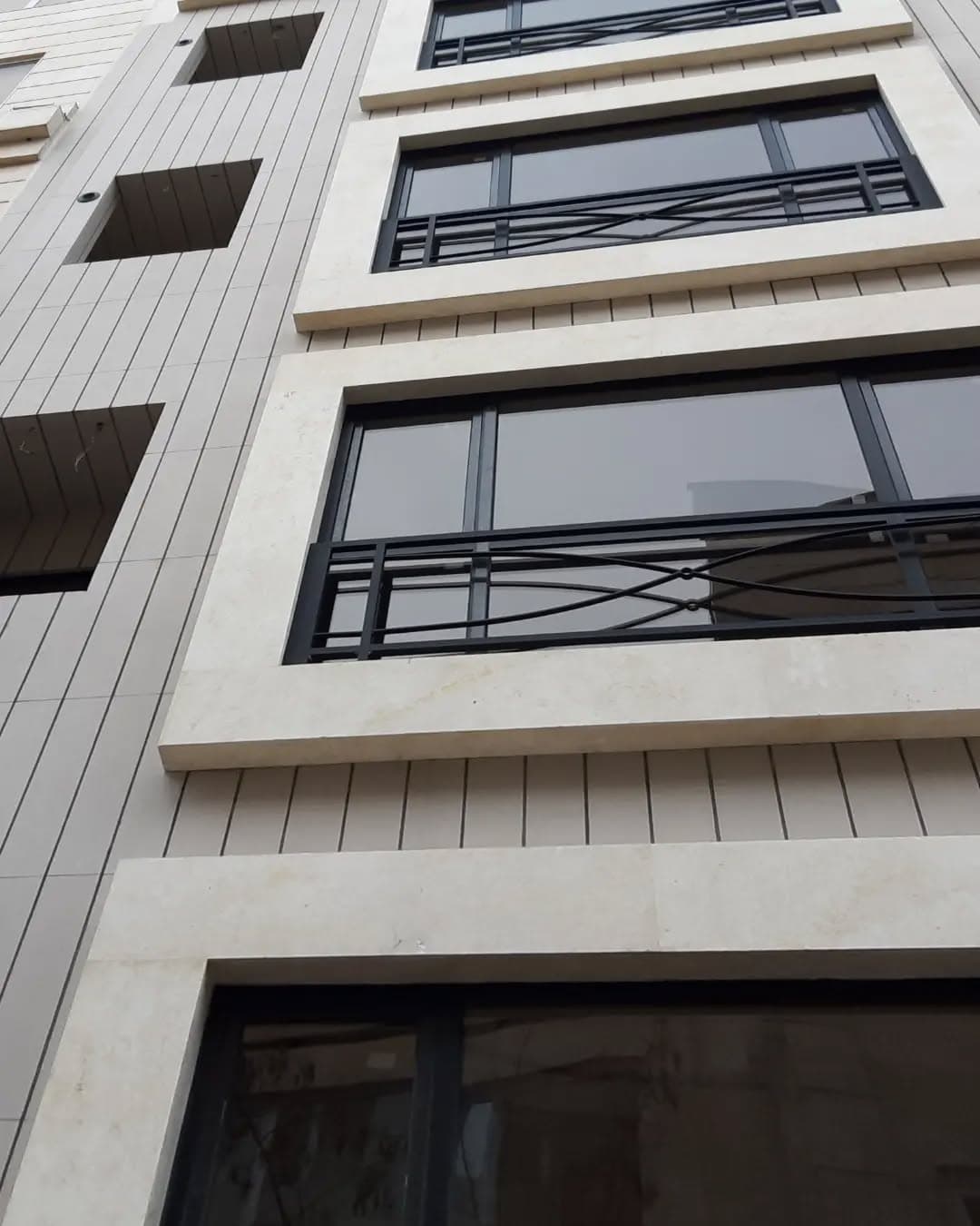 آجر نسوز آذرخش مدل مدرن کد AB22251 — تصویر ۲