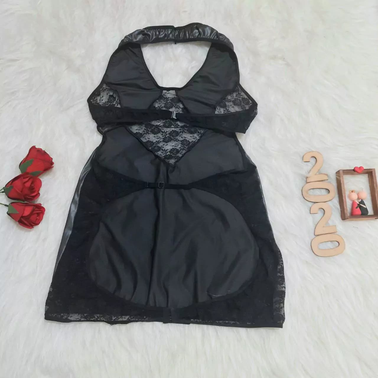 لباس خواب یا کاستوم چرم و دانتل سایز بزرگ Violetta کد 2020 — تصویر ۳