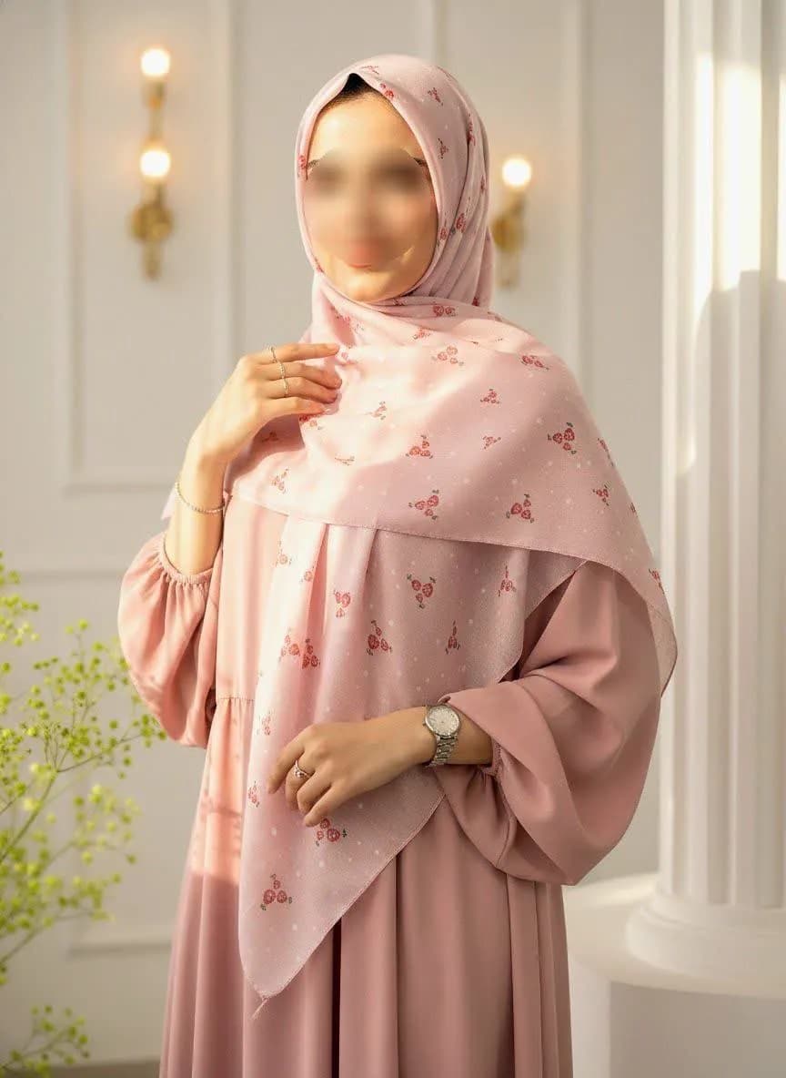 روسری سوپرنخ زنانه طرح شکوفه قرمز رنگ صورتی