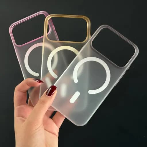 قاب FADE PC MAGSAFE برای آیفون 17 — تصویر ۳