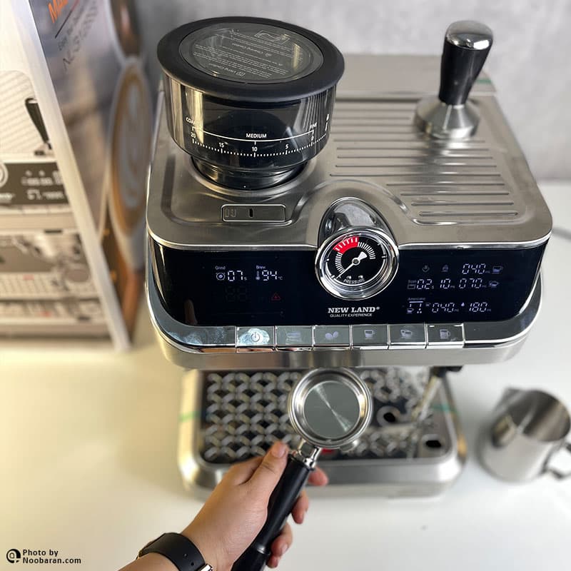 اسپرسوساز تمام‌اتوماتیک نیولند مدل NL-3128 — تصویر ۲