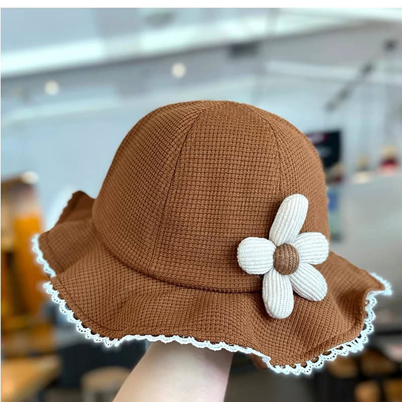 کلاه دخترانه بچه گانه گرد طرح flower — تصویر ۳