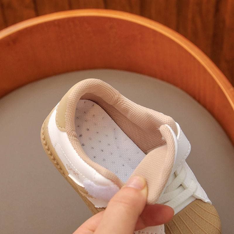 کفش بچه گانه اسپرت دوخط — تصویر ۵