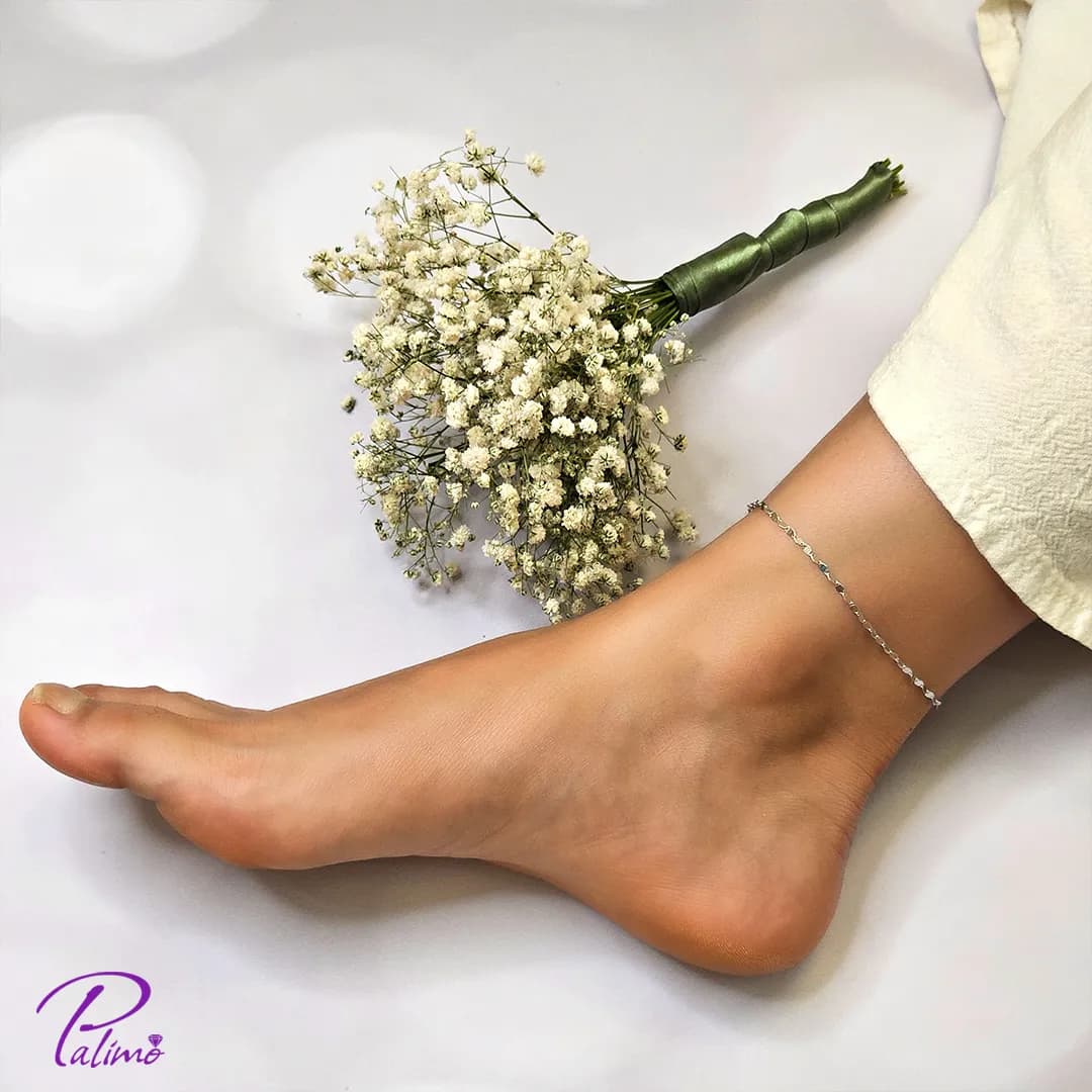 پابند نقره کارتیه B2205 با روکش طلای سفید — تصویر ۲