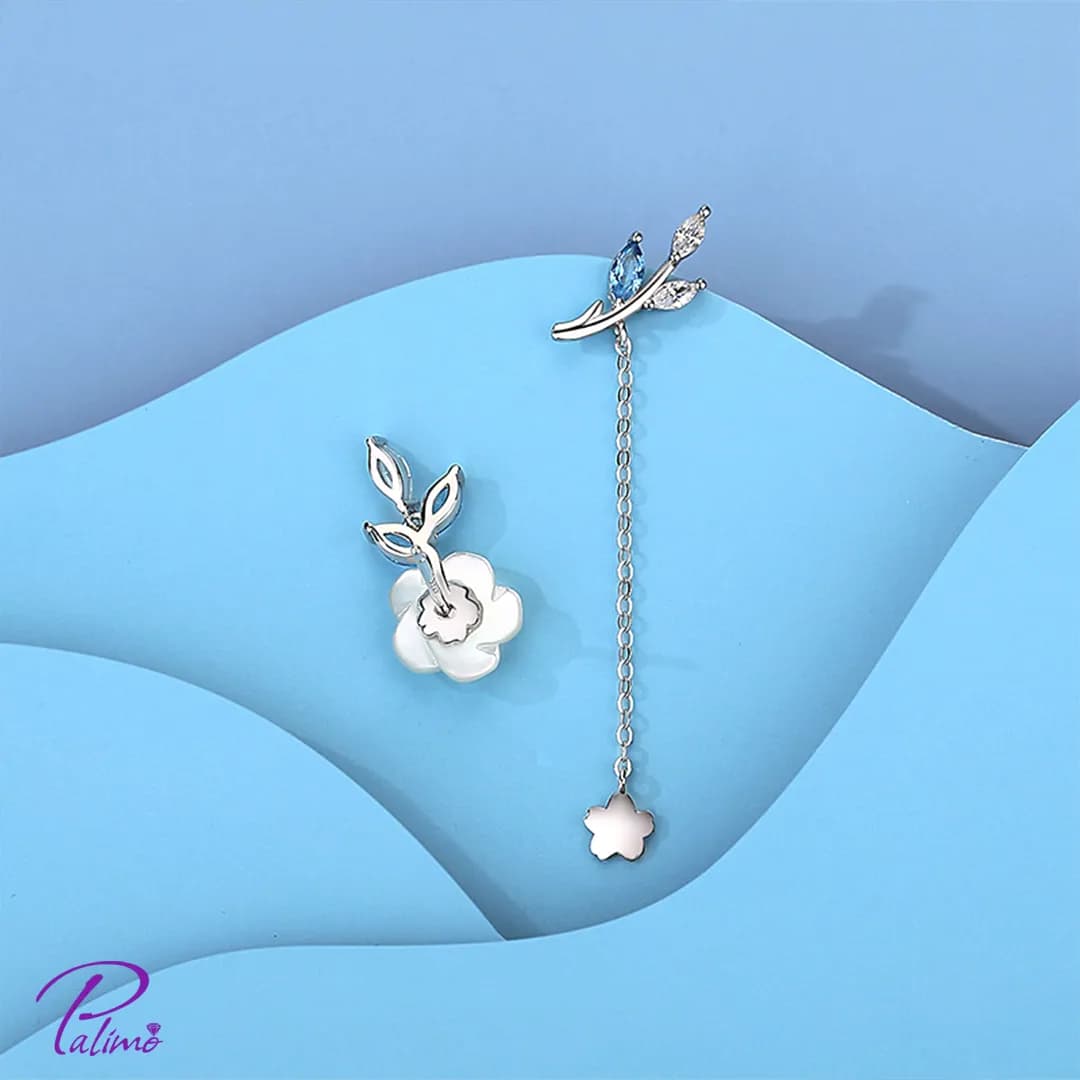 گوشواره نقره مدل فلاور E2132 با روکش طلای سفید — تصویر ۲