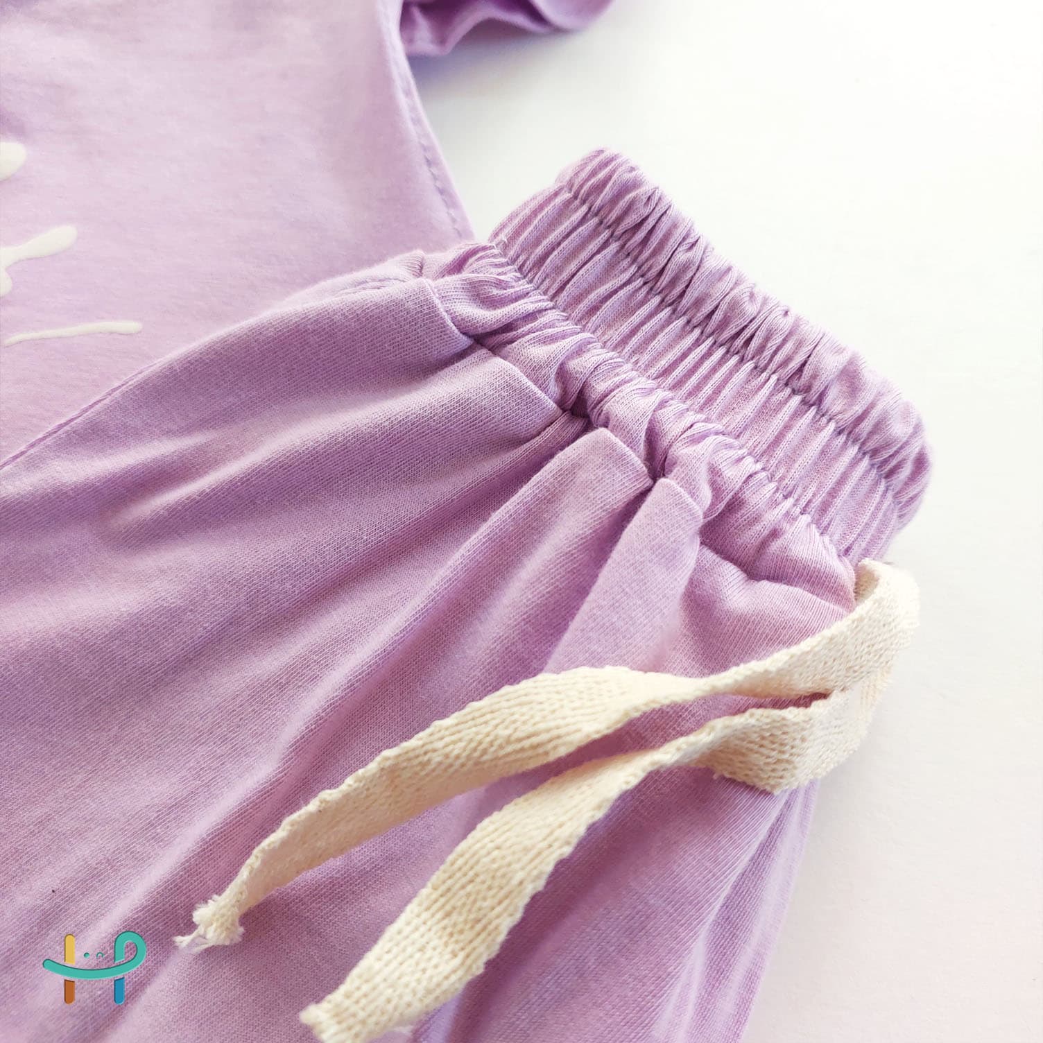 کراپ شلوارک آستین پر — تصویر ۳