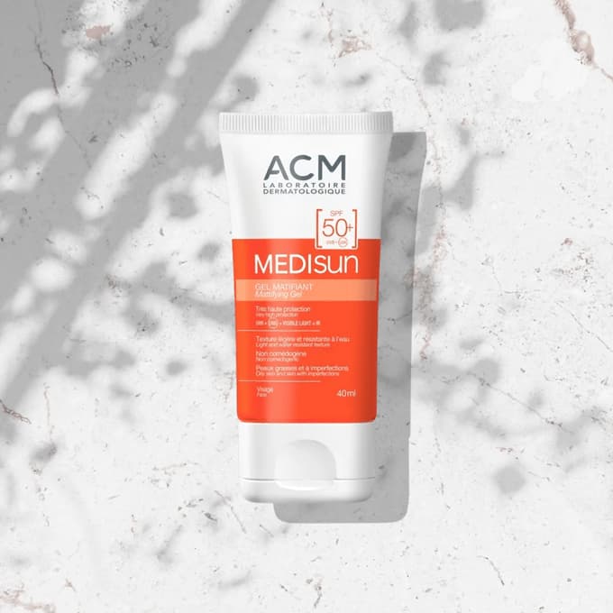ژل ضد‌آفتاب مدیسان ای‌سی‌ام SPF50 مدل Medisun بی رنگ حجم 40میل — تصویر ۴