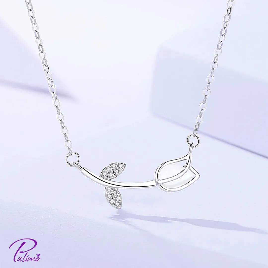 گردنبند نقره گل رز سفید N2155 با روکش طلای سفید — تصویر ۳