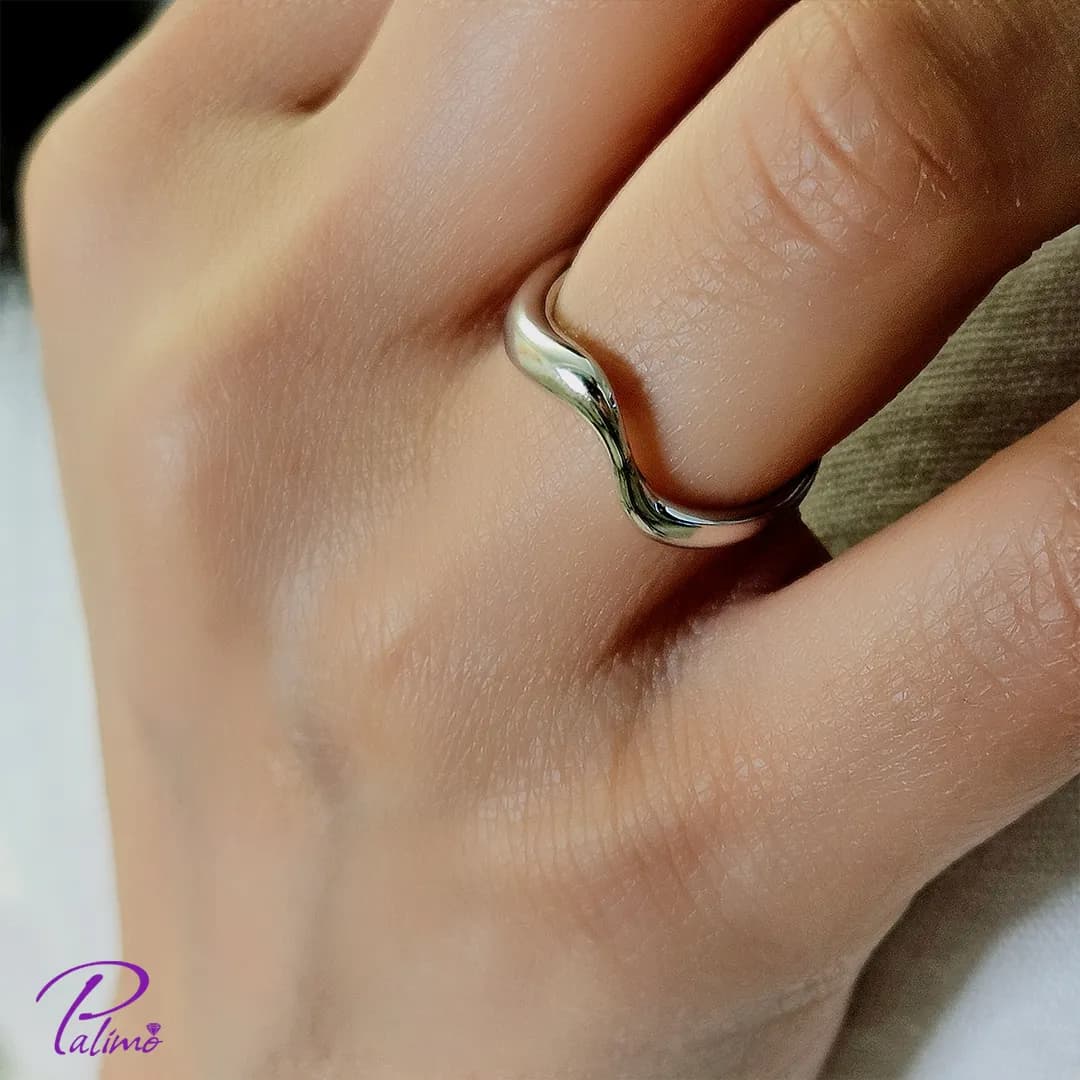 انگشتر نقره مدل آغوش R2111 با روکش طلای 18 عیار و طلای سفید — تصویر ۳