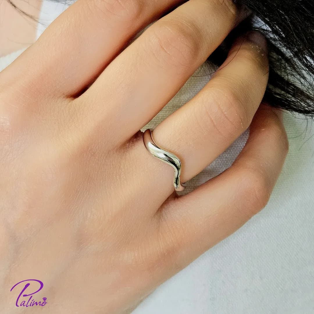 انگشتر نقره مدل آغوش R2111 با روکش طلای 18 عیار و طلای سفید — تصویر ۲