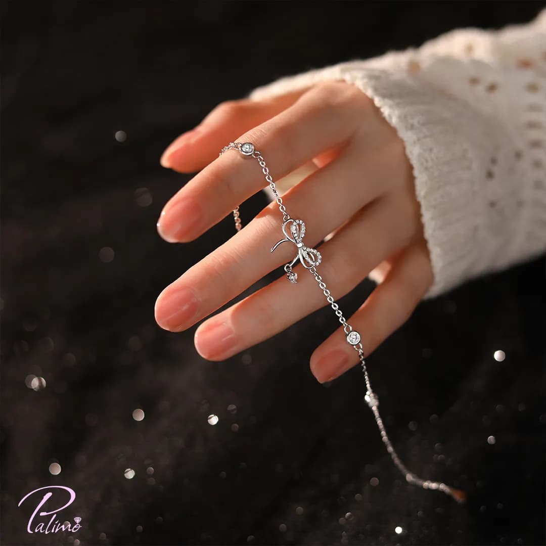 دستبند نقره پاپیون B2156 با روکش طلای سفید — تصویر ۲