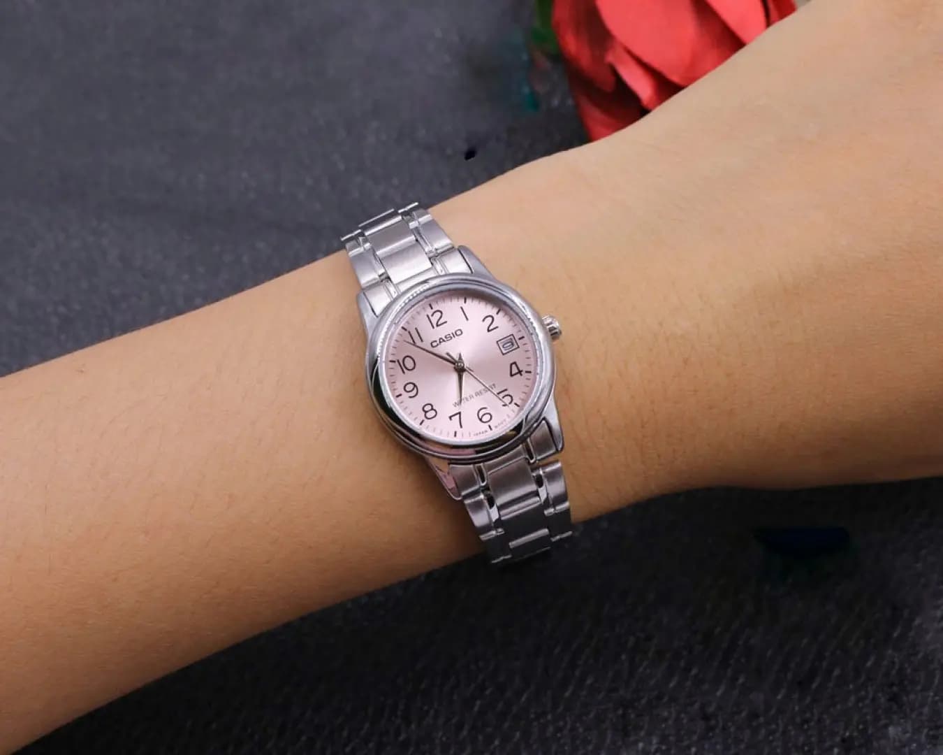 ساعت مچی زنانه کاسیو مدل Casio LTP-V002D-4B — تصویر ۹