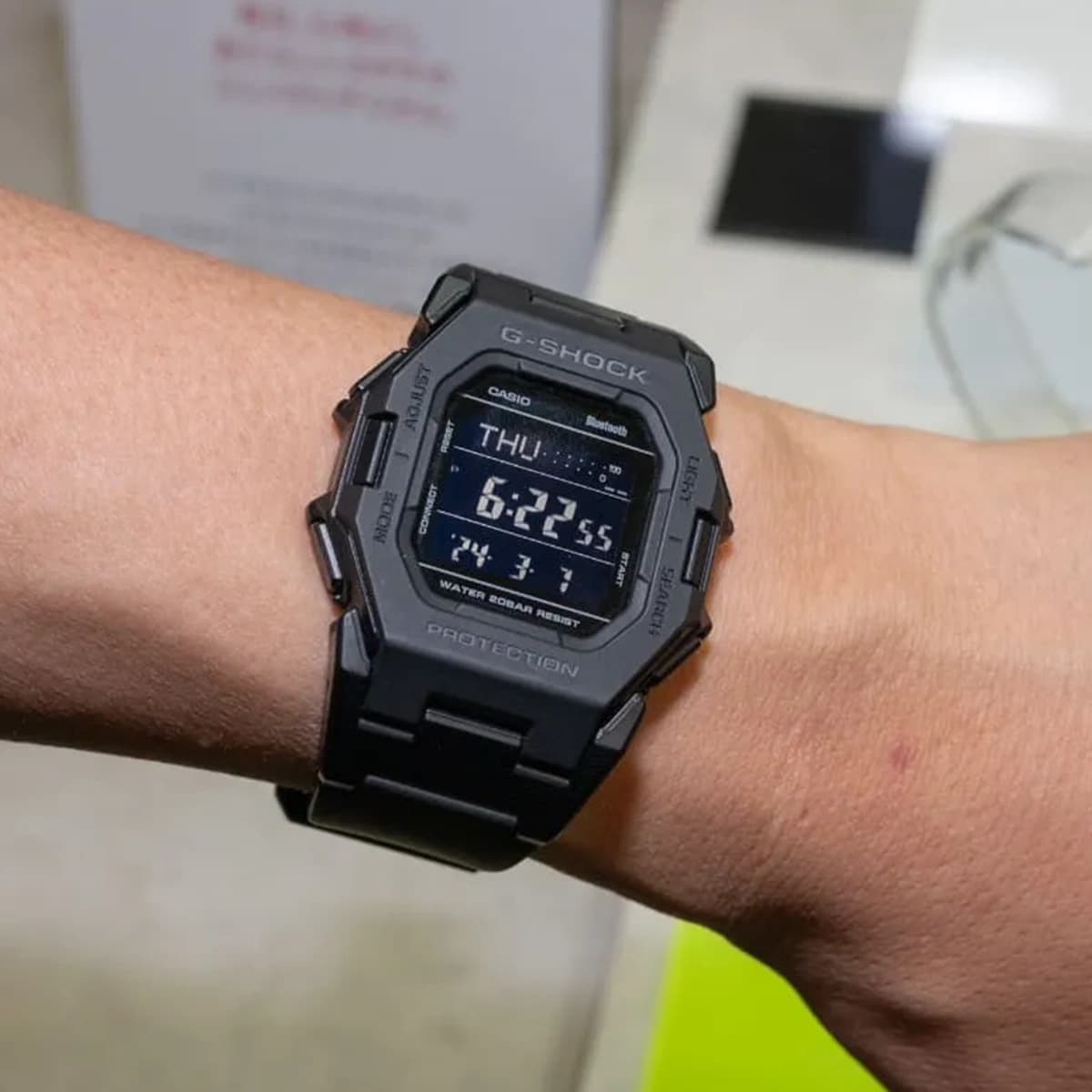 ساعت مچی مردانه کاسیو جی شاک مدل Casio G-SHOCK GD-B500-7 — تصویر ۹