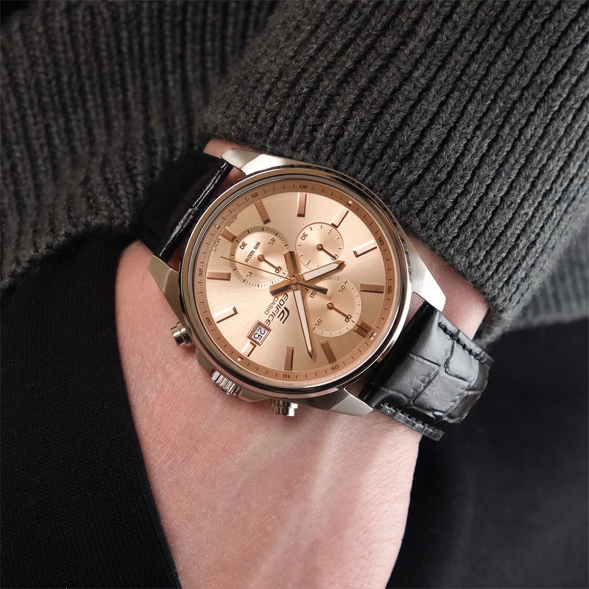 ساعت مچی مردانه کاسیو ادیفایس مدل Casio Edifice EFV-610EL-5A — تصویر ۴